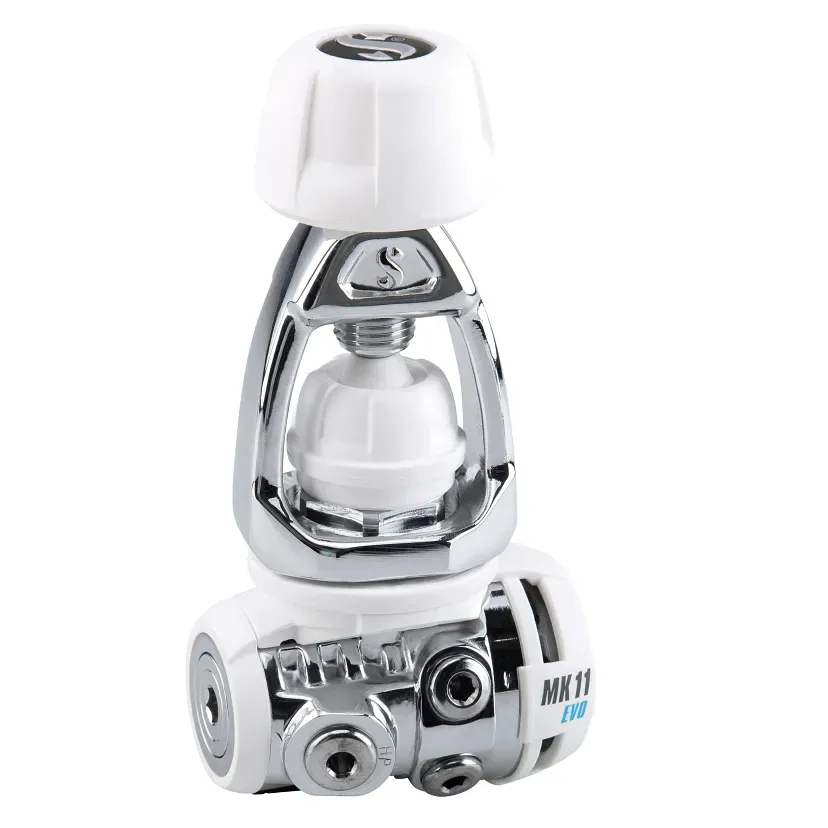 SP_12181_MK11Evo_INTWhite_06.webp