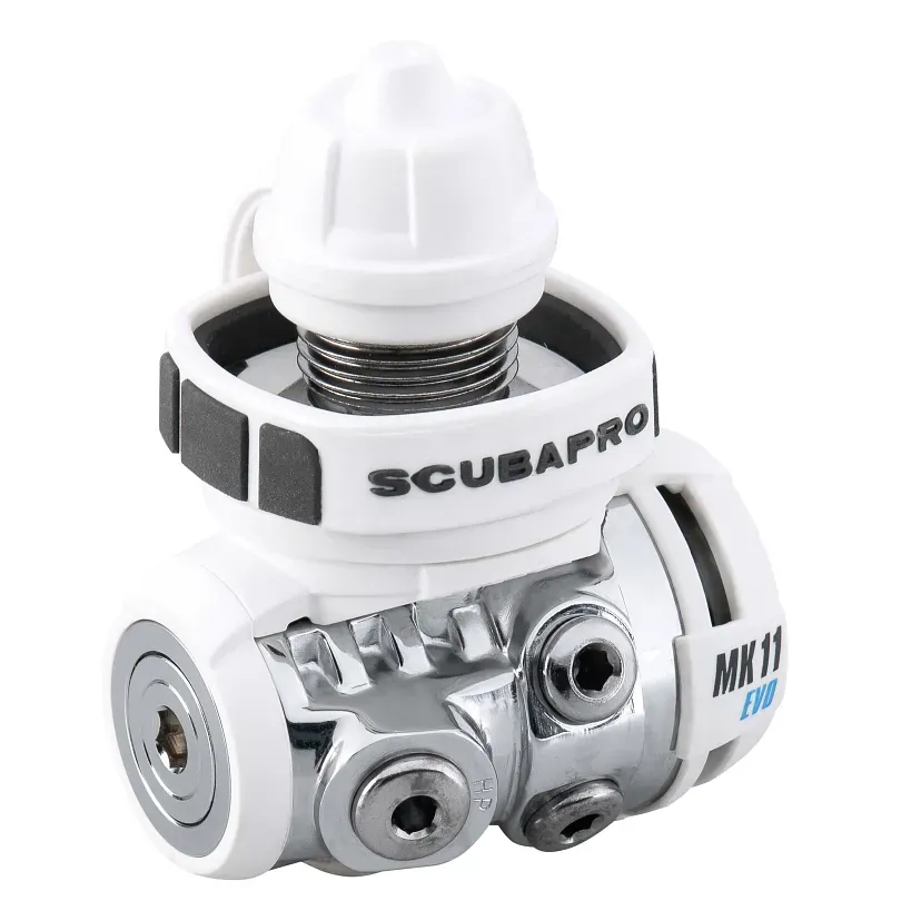 SP_12181_MK11Evo_DinWhite_04.webp